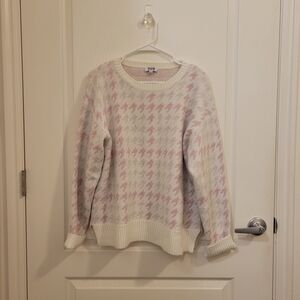 525 America Cream Crewneck Sweater with Pale Pink Houndstooth